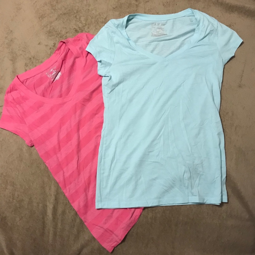 No Boundaries V-Neck Tees